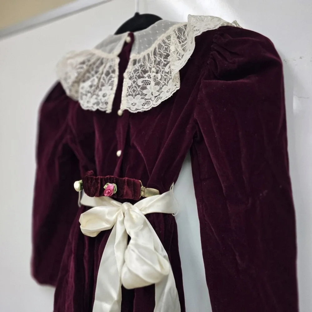 Vintage Sarah Kent Girls Sz 7 Victorian Style Dress Burgundy Ivory Belted Velvet
